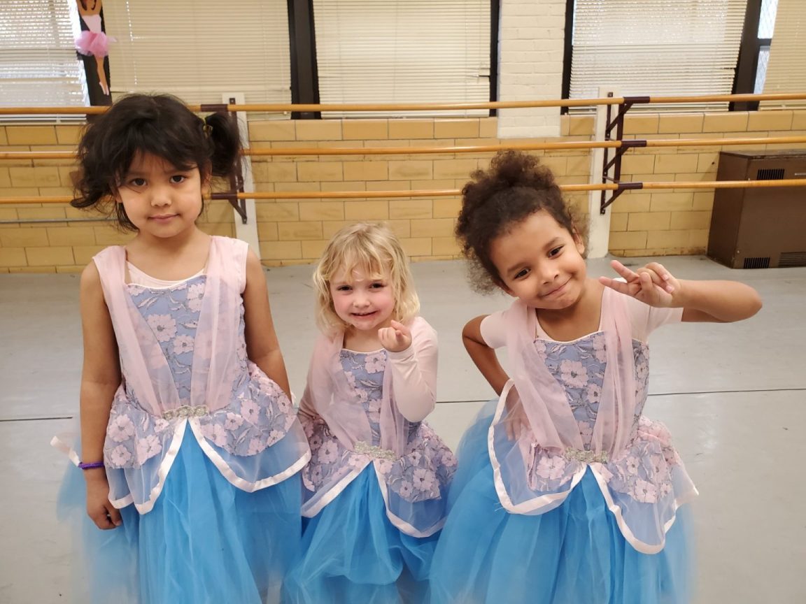 Tiny Tots ballet ages 2-4