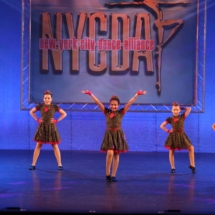 Minis dance in Competition