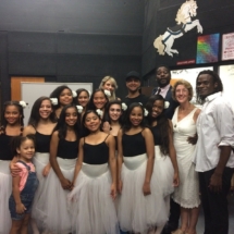 New Hope Youth Dance Company Poses Backstage with Oscar Hawkins